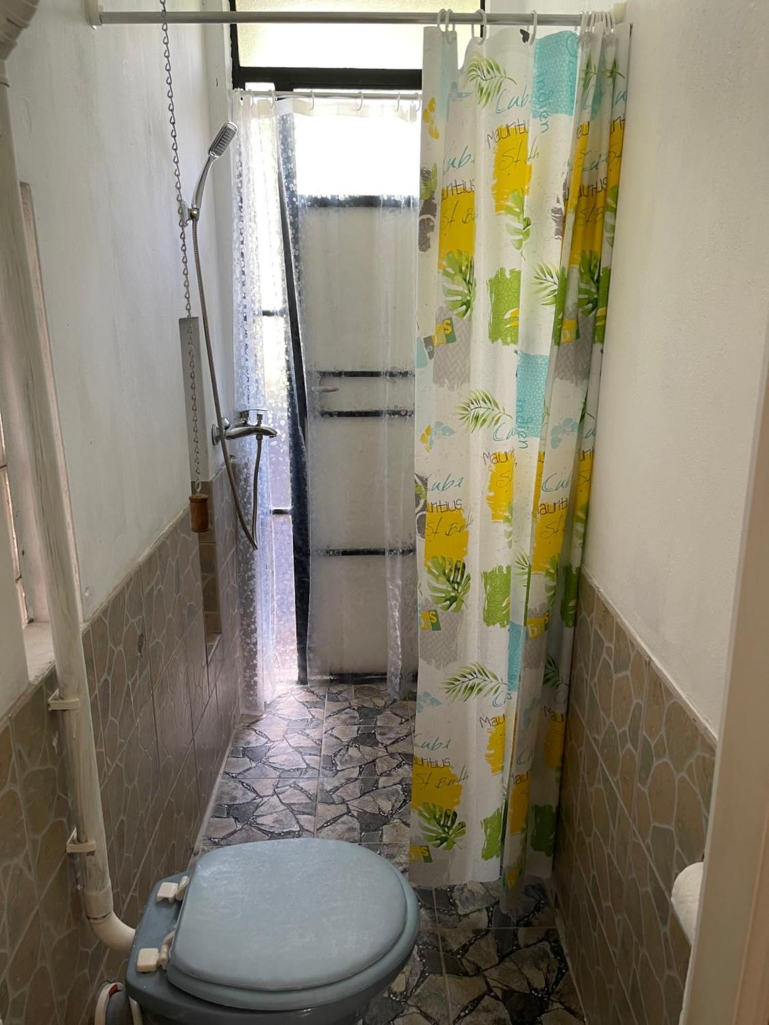 Surinam Kowlessur Residence מראה חיצוני תמונה